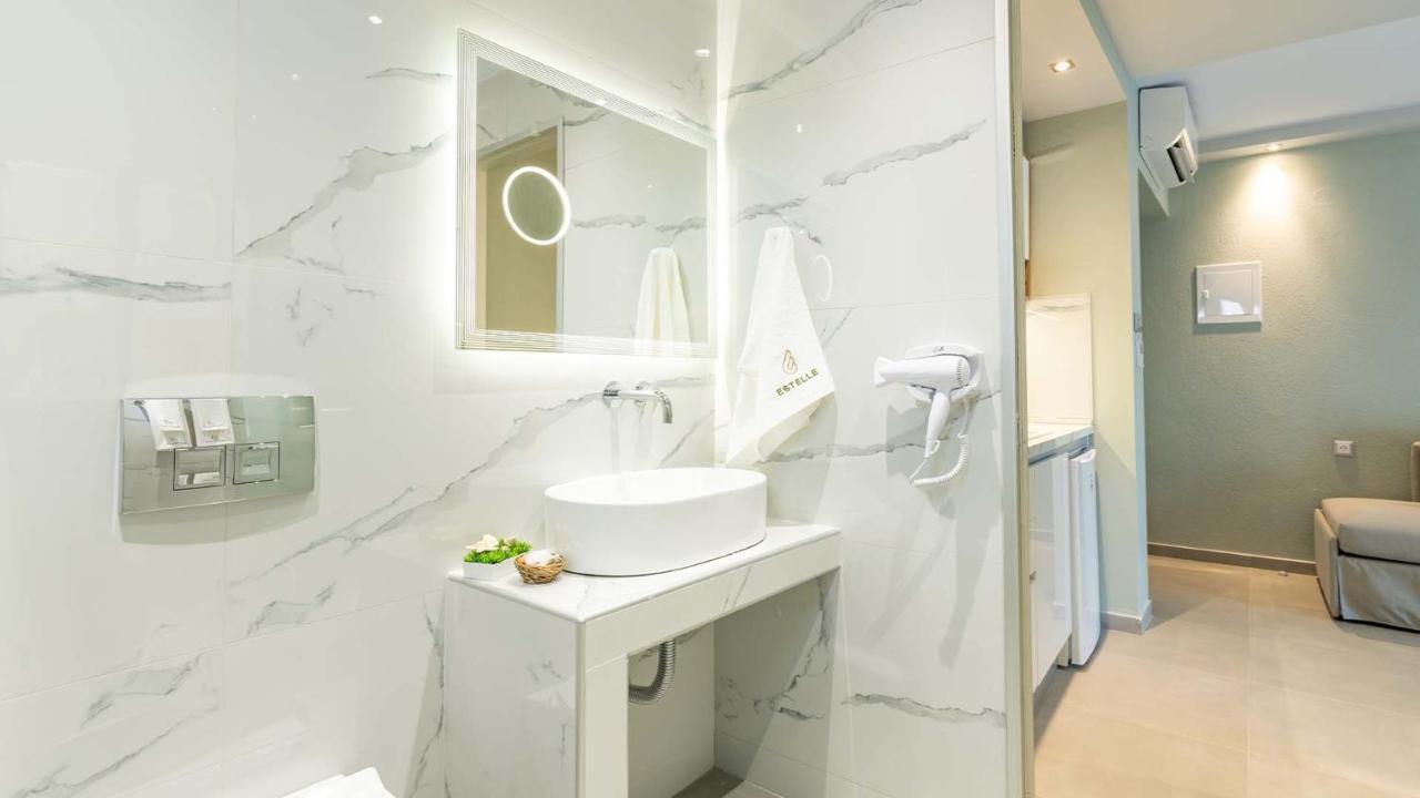 Estelle Family Luxury Apartments & Suites Геракіні Екстер'єр фото