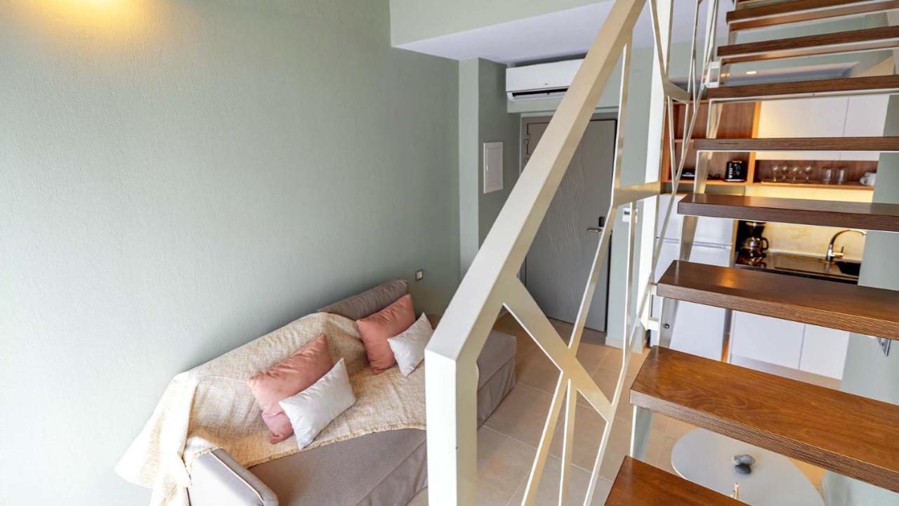 Estelle Family Luxury Apartments & Suites Геракіні Екстер'єр фото