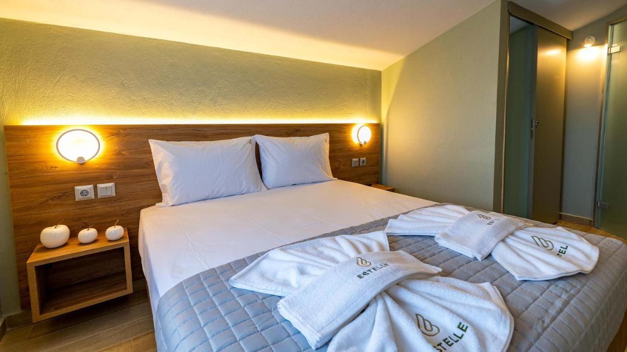 Estelle Family Luxury Apartments & Suites Геракіні Екстер'єр фото
